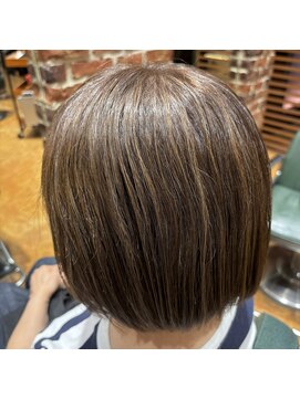 チップタップ 町田店(tip top) 【さすだ】細め ハイライト 白髪ぼかし