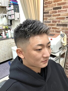 ヘアーサロン ふらっと(Hair Salon) ハイライト フェードカット