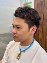 ファルベ(Farbe) ・スパイキーショートブルーブラックフェザーパーマサーフカール