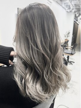 キラ 渋谷(KILLA) エアタッチバレイヤージュ/ダブルカラー/白髪ぼかし/表参道