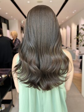 ステア ケース(stair case) 韓国オリーブブラウンカラーレイヤーカット