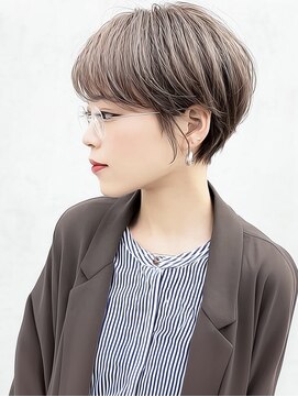 バイエイト(X８) 丸みナチュラルショート×ミルクティーベージュ