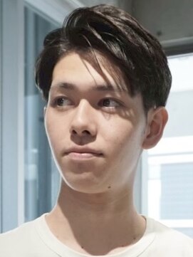 シキ(SIKI) メンズカット透明感カラー束感パーマ韓国ヘア