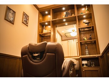 HIRO GINZA BARBER SHOP 新宿店【ヒロギンザ バーバーショップ】