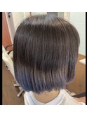 切りっぱなしボブグラデーションカラー