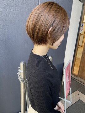 プラグ バイ ネオリーブ(plug by neolive) メルティカラー マッシュ ショート ボブ 20代30代40代　N