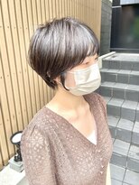 アクト(ACT) くびれショート/マッシュルームカット/段カット/透明感