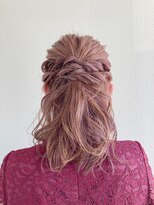 ゴットフロー(GOTTO FLOW) 結婚式 お呼ばれヘア ハーフアップスタイル