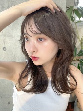 サイン 渋谷(SIGN) ザクザクレイヤーカット巻き方簡単ミディアムロング韓国表参道