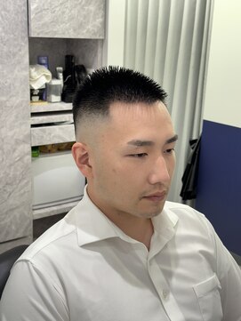リバティシェアバーバー 銀座2nd(LIBERTY SHARE BARBER) 【短髪男子】ボウズスキンフェード