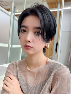 アフロート ディル(AFLOAT D'L) 20代前下がりレイヤーボブで絶壁解消!小顔ひし形シルエット