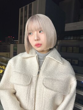 モニカ 栄店(MONIQA) ホワイトベージュ