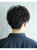 ツーブロック爽やかアップバングリバースパーマ