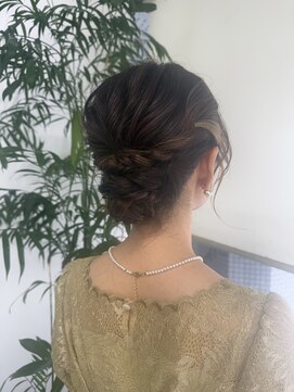 アルファタッチ 静岡店(alpha touch) ゆるふわシニヨン