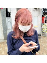 シロ 甲東園店(SHIRO)&nbsp;フラミンゴピンクカラー・ウェーブヘア・ブリーチカラー