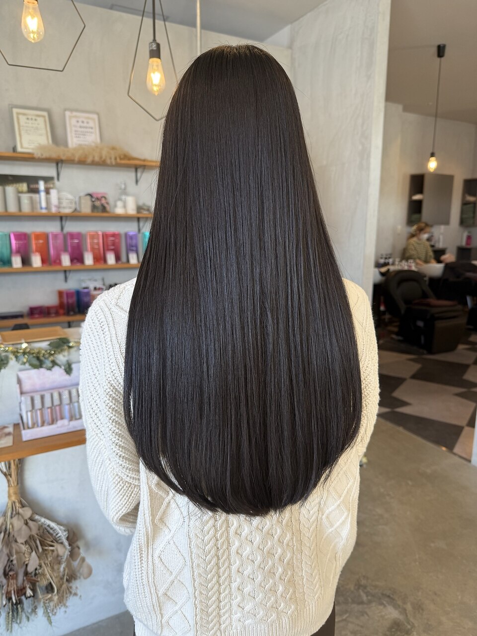 髪質改善ストレート艶髪レイヤーカット：L267205785｜シェル 津山の手