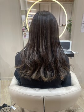 アーチバイケンジ(arch by kenje) コントラストハイライト★グレージュ