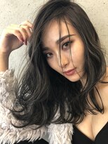 リック(Ric by KENJE)&nbsp;冬グレージュ×３Ｄカラー