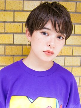 ルティア 池袋(Lutia) ハンサムショートレイヤー