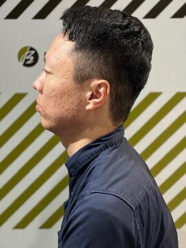 バーバーバー 四谷(BARBER-BAR) 大人の刈り上げスタイル