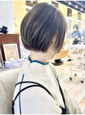 白髪ぼかしハイライト★ショートボブ耳かけショートヘアアッシュ