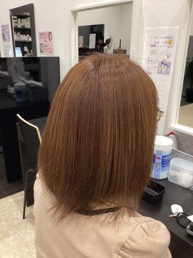 ビーズカラーイオン 酒田南店 明るめピンクベージュ10代20代