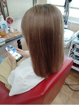 カリーノ(Carino) ミディアムボブ×透明感ミルクティーベージュカラー♪