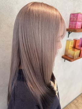 ドゥニカ(donica) ホワイトブランド×エンドカラー