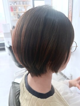 ウタ(uta) 大人ショート