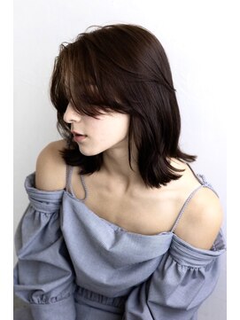 アンダーバーホワイト 鳳店(_WHITE) 外ハネグレージュ