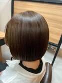 ツヤ感たっぷりオリーブブラウン