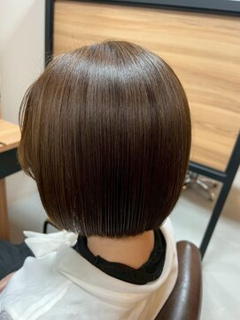 トリコアカデミックサロン(TORIKO Academic Salon) ツヤ感たっぷりオリーブブラウン