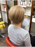 ハイトーンで作るレディースショートスタイル◎