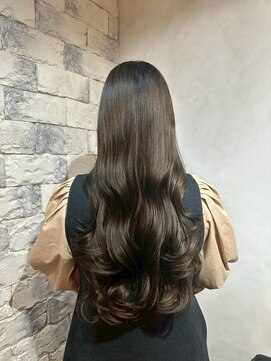 オースト ヘアー ステラ 新宿店(Aust hair Stella) ダークオリーブベージュ×ロングレイヤー