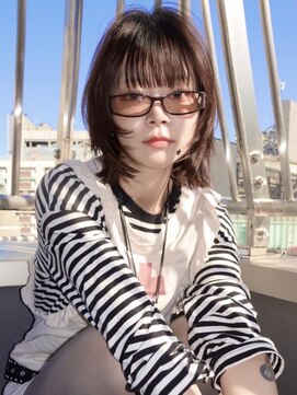 スタニング 渋谷(STUNNING.) レイヤーボブ/切りっぱなしボブ#外はねボブ/落ちる黒染め