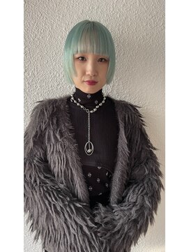 キジ(KIJI) ミニボブ/レイヤーボブ/ボブ/ハイトーンカラー/ミントグリーン