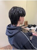 センターパートウルフ