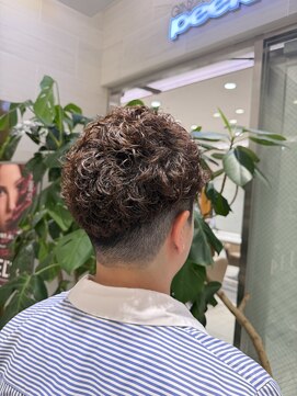 ピークアブー アヴェダ ギンザシックス(PEEK-A-BOO AVEDA GINZASIX) 短髪パーマスタイル/ショートパーマヘア/刈り上げスタイル