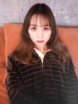 シカ(sica)&nbsp;少しのブラウン味のあるベージュカラー