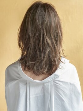 ミンクス 青山店(MINX) 大人の抜け感ハイレイヤーミディアム