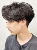 センターパート/ワンカールパーマ/かりあげ/大人ヘア