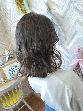 アンカーデイズ(Anchor Days) 大人グレージュカラー ミディアム/アッシュブラック