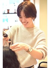 ベル ヘア ラウンジ(Belle hair lounge)  佐々木 しのぶ