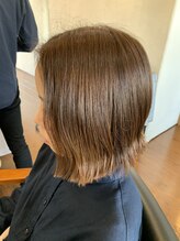 ヘアスタジオモノ(MONO) 切りっぱなしボブ