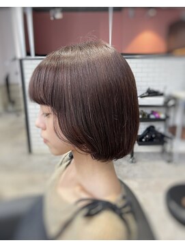 リーオオサカ(Lee Osaka) 【カット+カラー】お顔周りレイヤーボブ/新出奈津樹