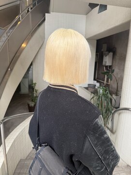 ブレス(bless) ブロンド/ハイトーン/抜きっぱなしブロンド