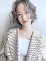 似合わせカットウェーブミディアムマロンベージュ_8302