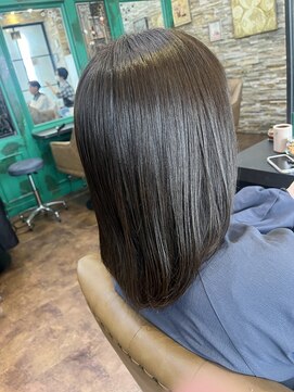 ヘアーラウンジ アンフィ 井土ヶ谷(Hair Lounge Anphi) グレージュ