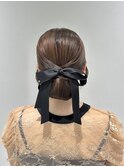 お呼ばれヘア◎タイトシニヨン