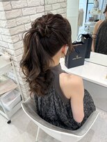 ディティカ サウ(Dityca sow)&nbsp;pony tail